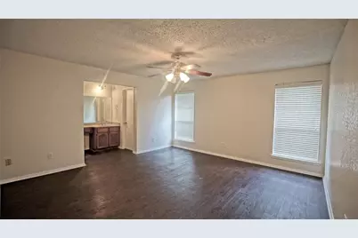 6453 Highview Terrace, Watauga, TX 76148 - Photo 5
