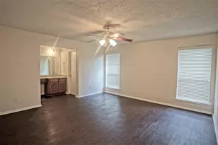 6453 Highview Terrace, Watauga, TX 76148 - Photo 5