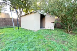 14506 Ablon Dr, Farmers Branch, TX 75234 - Photo 23