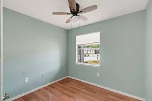 1208 E Timberview Ln, Arlington, TX 76014 - Photo 13