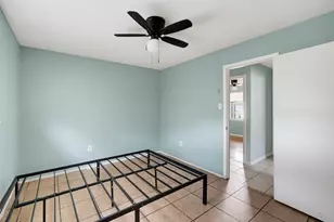 1208 E Timberview Ln, Arlington, TX 76014 - Photo 11