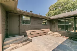 2900 Ryan Pl Dr, Fort Worth, TX 76110 - Photo 35