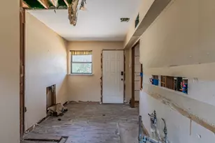 2900 Ryan Pl Dr, Fort Worth, TX 76110 - Photo 19