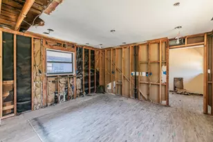 2900 Ryan Pl Dr, Fort Worth, TX 76110 - Photo 15
