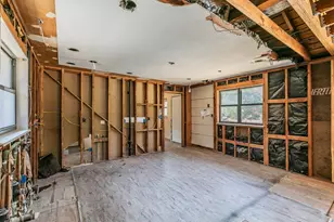 2900 Ryan Pl Dr, Fort Worth, TX 76110 - Photo 15