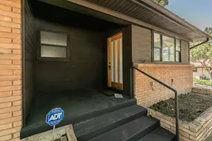 2900 Ryan Pl Dr, Fort Worth, TX 76110 - Photo 5