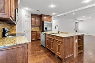 815 National Dr, Irving, TX 75060 - Photo 15