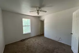 605 Oldham St, Bonham, TX 75418 - Photo 7