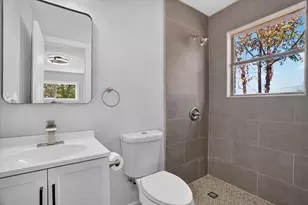 1225 W Belknap St, Jacksboro, TX 76458 - Photo 15