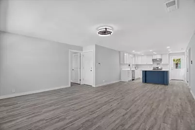 1225 W Belknap Street, Jacksboro, TX 76458 - Photo 3