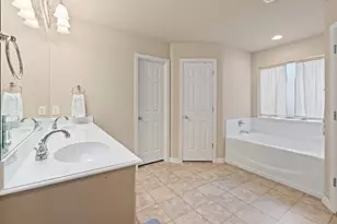 609 Jeffdale Dr, Burleson, TX 76028 - Photo 13