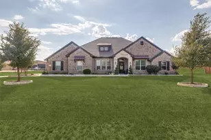 110 High Ridge Ct, Decatur, TX 76234 - Photo 1