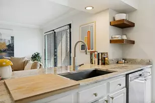 5938 Sandhurst Ln, Dallas, TX 75206 - Photo 11