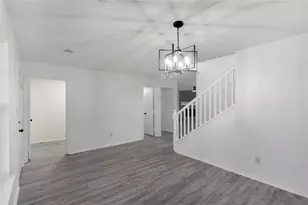 408 Centennial Pl, Crowley, TX 76036 - Photo 5