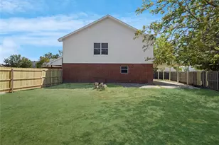 408 Centennial Pl, Crowley, TX 76036 - Photo 39