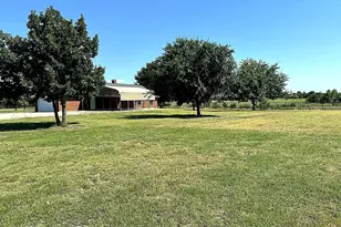 1599 Co Rd 2925, Dodd City, TX 75438 - Photo 3