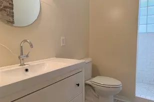 912 Oakland St, Denton, TX 76201 - Photo 17