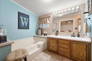 576 Threatt, Weatherford, TX 76088 - Photo 21