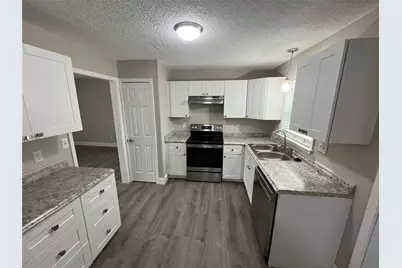 820 E Edith Street, Irving, TX 75061 - Photo 5