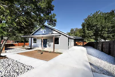 202 Strong Street, Bowie, TX 76230 - Photo 3