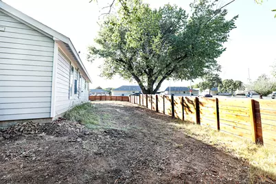 202 Strong Street, Bowie, TX 76230 - Photo 9