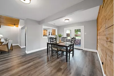 306 E Rochelle Boulevard, Irving, TX 75062 - Photo 13