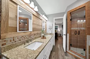 306 E Rochelle Blvd, Irving, TX 75062 - Photo 21