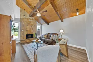 306 E Rochelle Blvd, Irving, TX 75062 - Photo 7