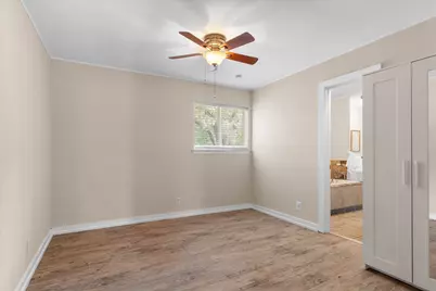 1006 N Lucas Drive, Grapevine, TX 76051 - Photo 21