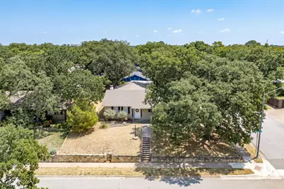 1006 N Lucas Drive, Grapevine, TX 76051 - Photo 31