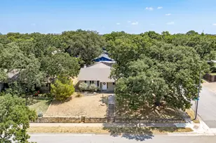 1006 N Lucas Dr, Grapevine, TX 76051 - Photo 31