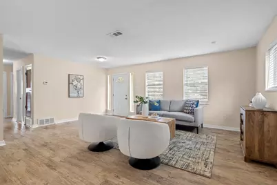 1006 N Lucas Drive, Grapevine, TX 76051 - Photo 7