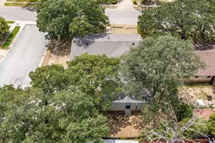 1006 N Lucas Dr, Grapevine, TX 76051 - Photo 29