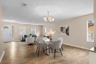 1006 N Lucas Dr, Grapevine, TX 76051 - Photo 11