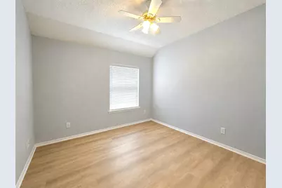 10512 Napa Valley Drive, Frisco, TX 75035 - Photo 11