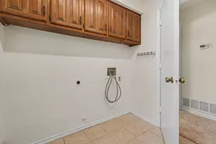 2324 Harbinger Ln, Dallas, TX 75287 - Photo 15