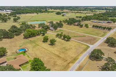 907 County Road 484, Stephenville, TX 76401 - Photo 37