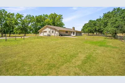 907 County Road 484, Stephenville, TX 76401 - Photo 29