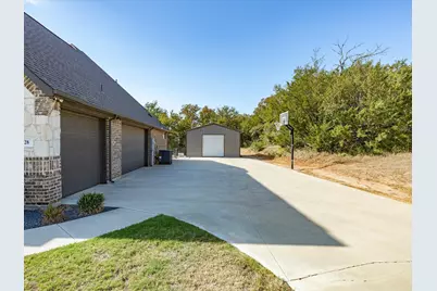128 Paradise Oaks Court, Paradise, TX 76073 - Photo 25
