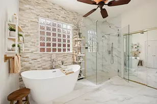 8524 Wellington Point Dr, Irving, TX 75063 - Photo 21