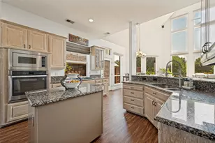 8524 Wellington Point Dr, Irving, TX 75063 - Photo 15