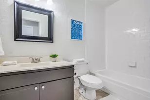 7 W Mountain Ln, Grand Prairie, TX 75052 - Photo 13