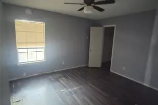 428 Liberty Pl, Grand Prairie, TX 75052 - Photo 5
