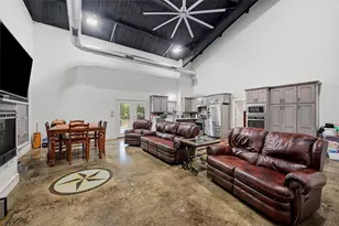 82 Co Rd 2112, Gainesville, TX 76240 - Photo 11