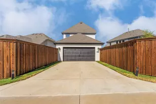905 Carnation Dr, Crowley, TX 76036 - Photo 25