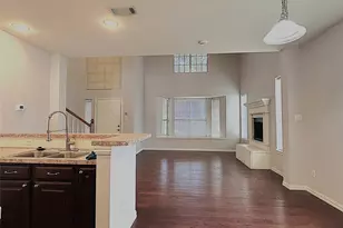 389 Ivan Dr, Lewisville, TX 75067 - Photo 13