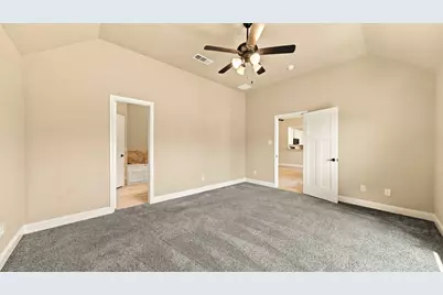 1813 Town Creek Circle, Weatherford, TX 76086 - Photo 19
