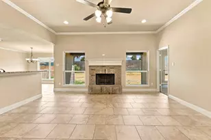 1813 Town Creek Cir, Weatherford, TX 76086 - Photo 7