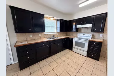 1401 Old Bardwell Road #C, Ennis, TX 75119 - Photo 7