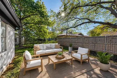 1105 W White Avenue, McKinney, TX 75069 - Photo 7